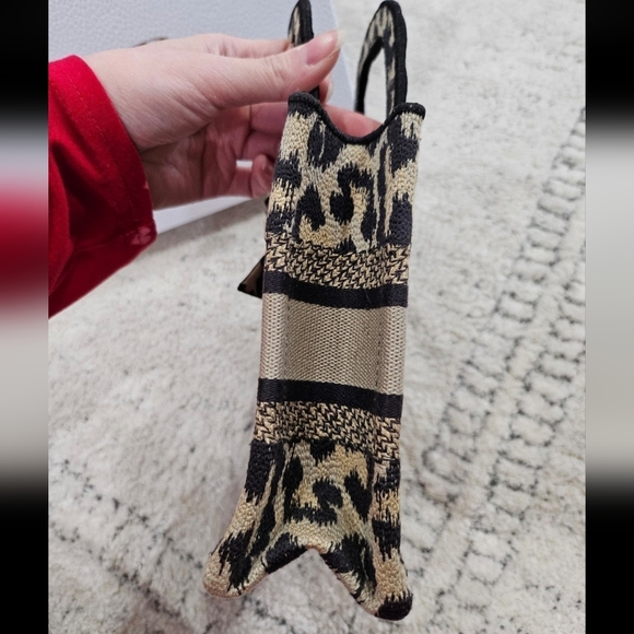 Christian Dior Mini Oblique Leopard Book Tote W/ Twilly And Pin - Picture 8 of 11